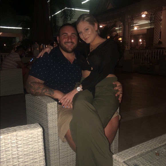 Meet Your Posher, Jaclyn β¨π - Picture 2 of 2